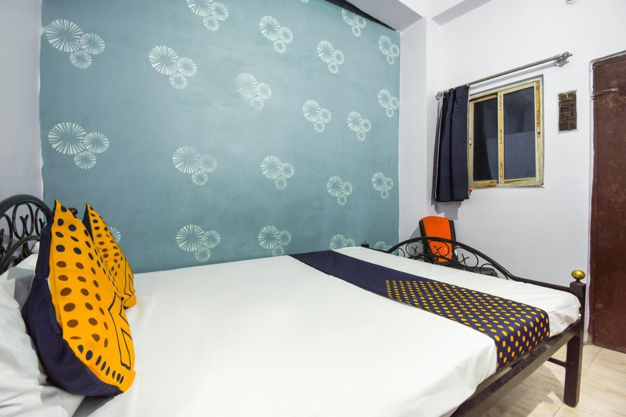 Spot On 70605 Taj Guest House Калькутта Экстерьер фото